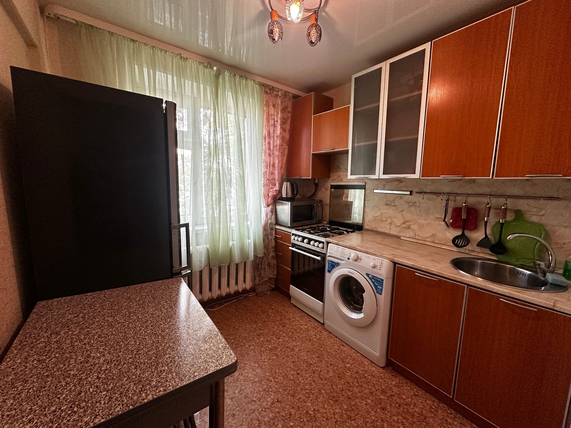 Гарнитур кухонный